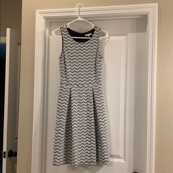 41 Hawthorn Dress worn ONCE! 💕 - Picture 1 of 3